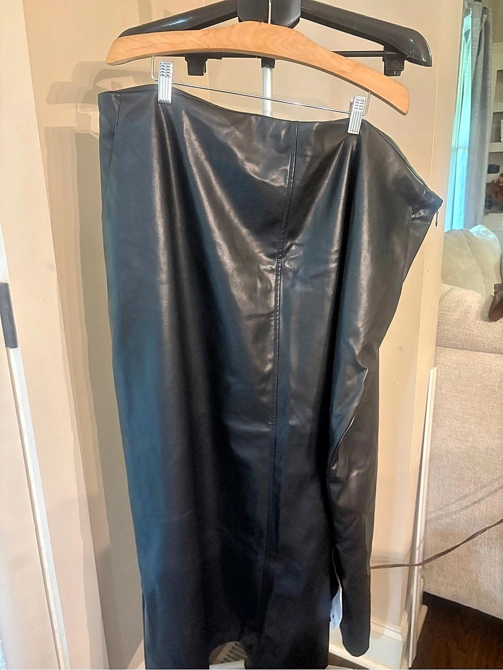 ASOS DESIGN  Faux Leather Skirt Black Size 20 NWT